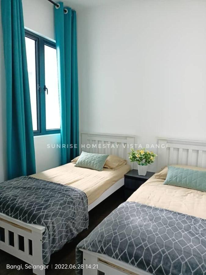 Sunrise Homestay Vista Bangi Kajang Exterior photo