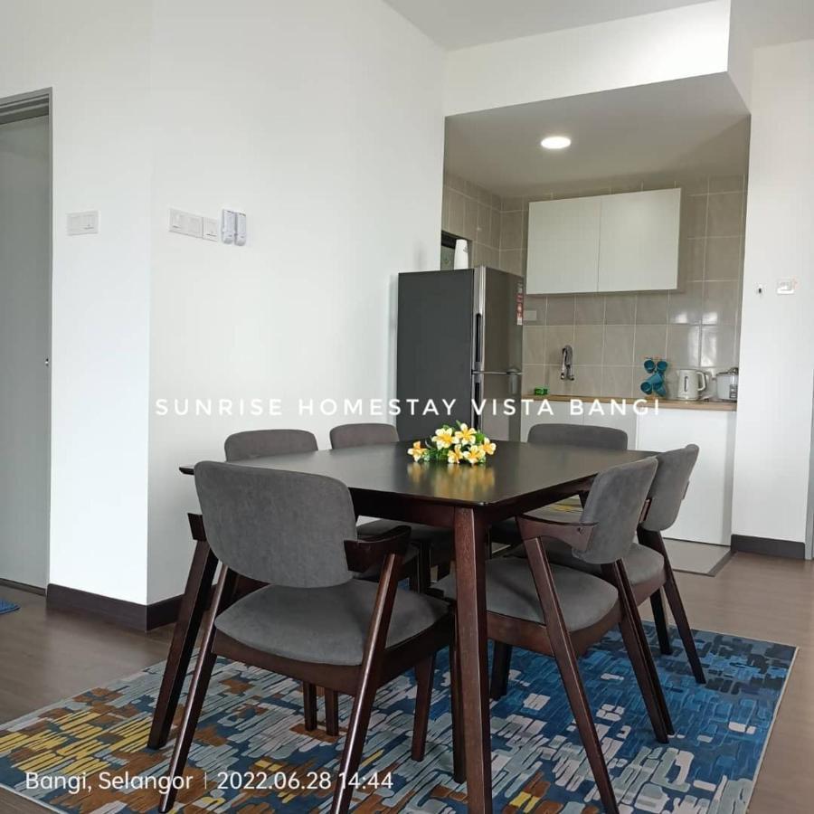 Sunrise Homestay Vista Bangi Kajang Exterior photo