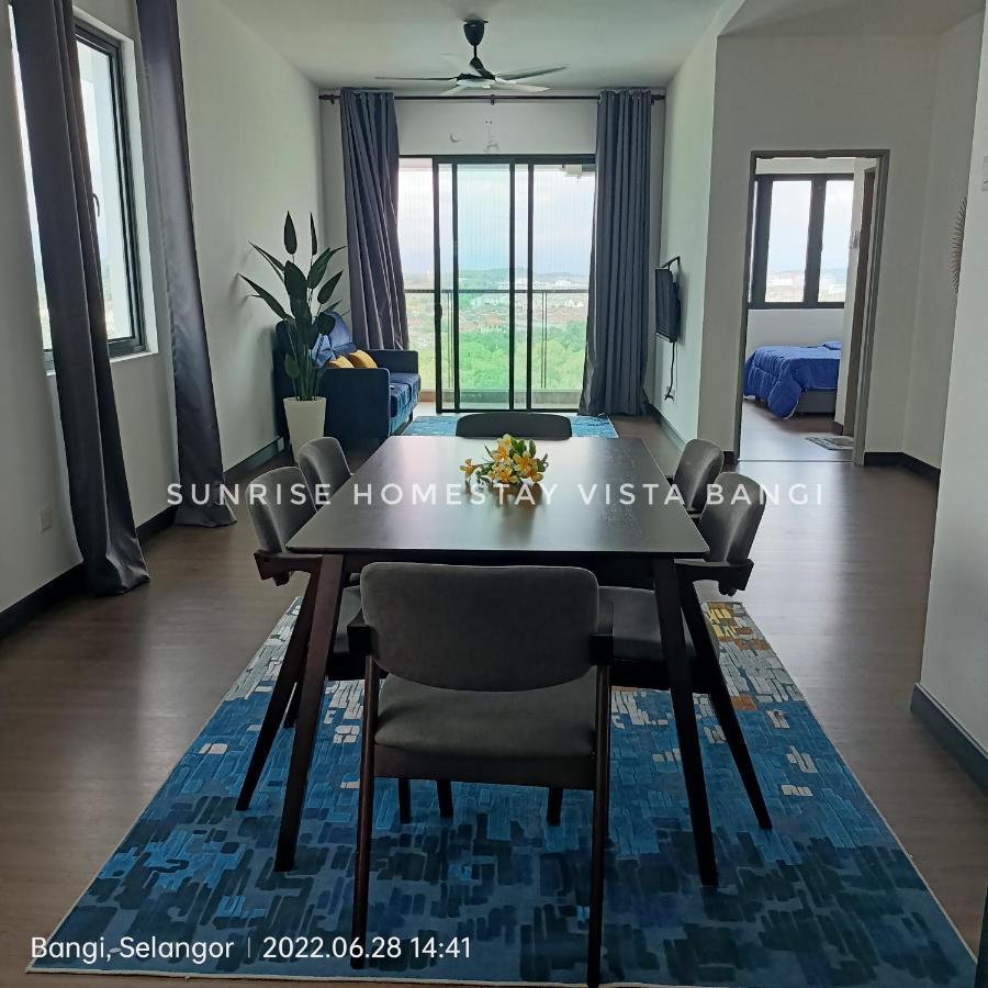 Sunrise Homestay Vista Bangi Kajang Exterior photo
